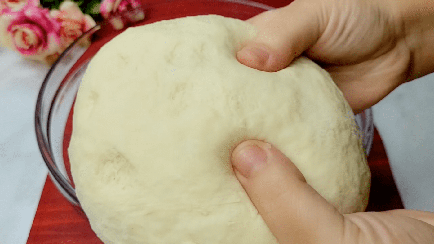Як приготувати смачне тісто на піцу