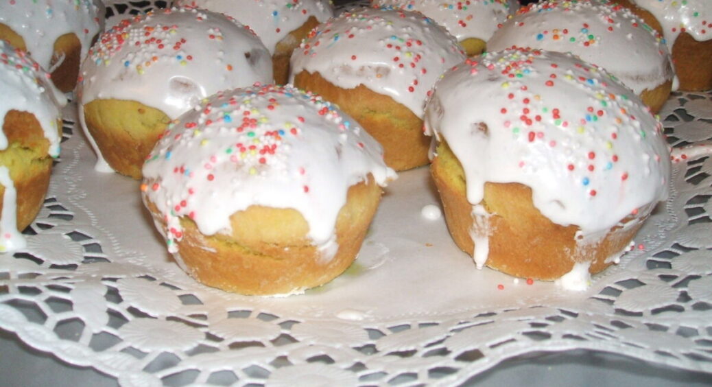 Паска за 15 хвилин у мікрохвильовці: покроковий рецепт паски, яку треба випікати у Чистий Четвер 