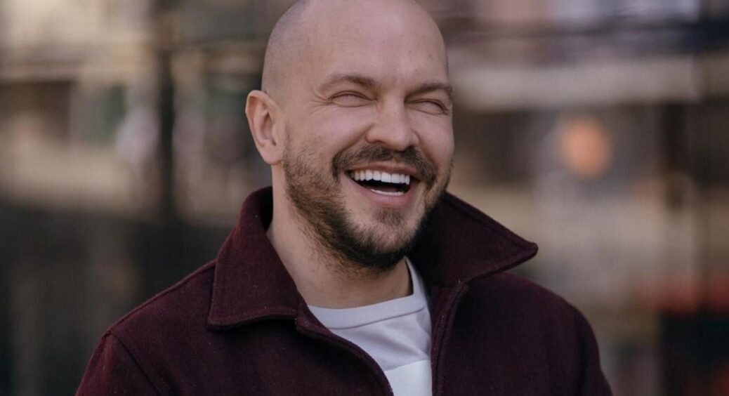 Разом по гриби: суддя шоу “МастерШеф” Володимир Ярославський показав своїх батьків – сімейна ідилія в лісі 