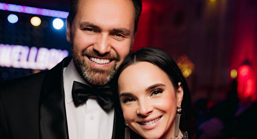 Тімур Мірошниченко розповів історію знайомства з дружиною Інною – відповіла після двох років мовчання 