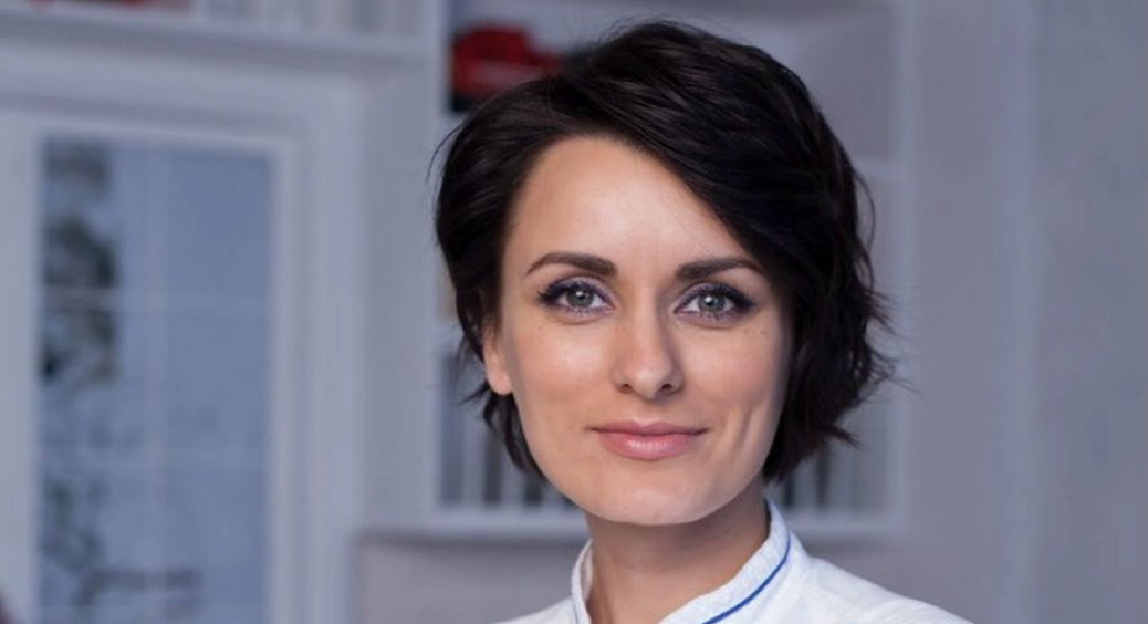 Ліза Глінська показала незавидні апартаменти, в які тимчасово переїхала: “Живу з котами в коридорі” 