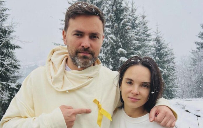 Дружина Тімура Мірошниченка показала, що вміє усиновлений син Дружина Тімура Мірошниченка показала, що вміє усиновлений син