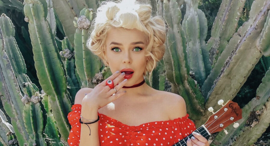 Як виглядає колишній чоловік Аліни Гросу? Московський денді з білосніжним волоссям і блакитними очима 