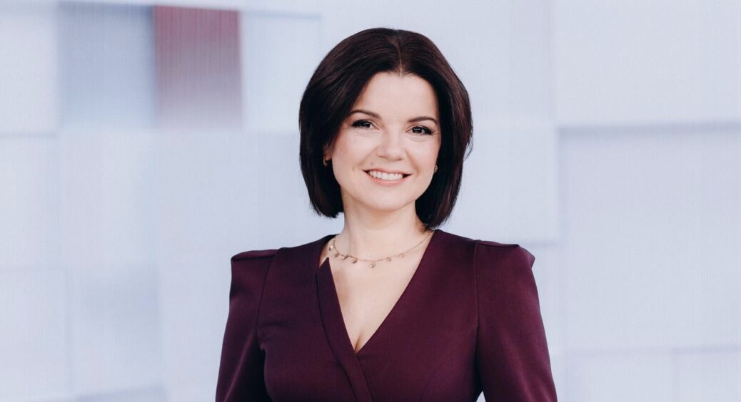 Марічка Падалко не сплутає його з Владом Ямою: чоловік ведучої Єгор Соболєв став лисим, але залишився мужнім 