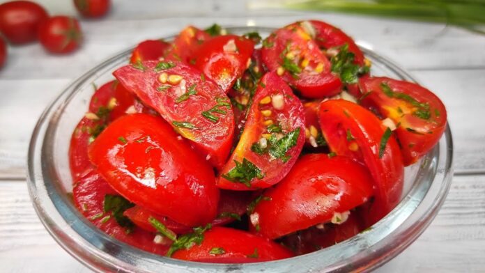Помідори по-корейськи Помідори по-корейськи