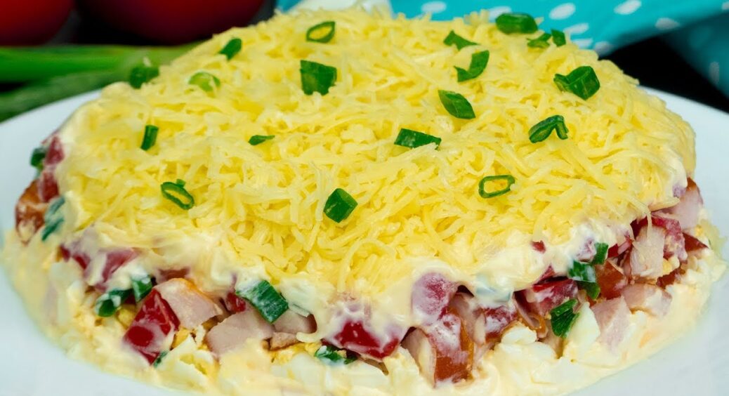 Швидкий салат-закуска “Хвилина захоплення” з найпростіших продуктів: рецепт, перед яким встояти неможливо 