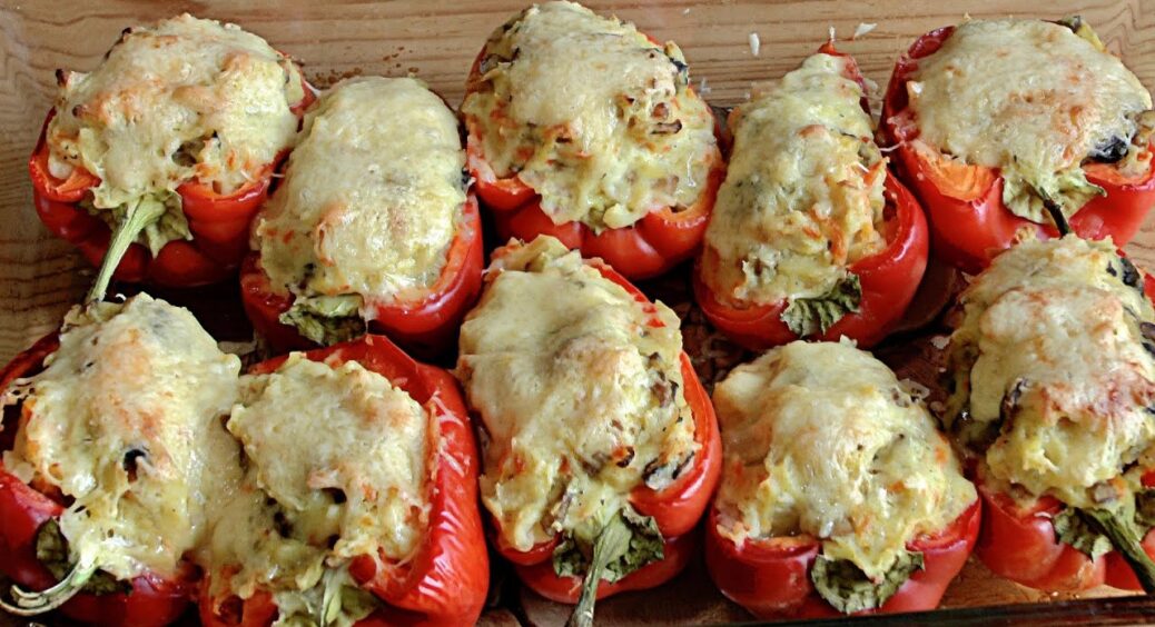 Фарширований перець по-італійськи: щоб перетворити його на витвір мистецтва просто додайте цей інгредієнт 