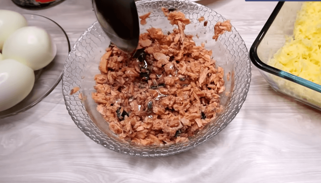 Рецепт приготування салату Мімоза