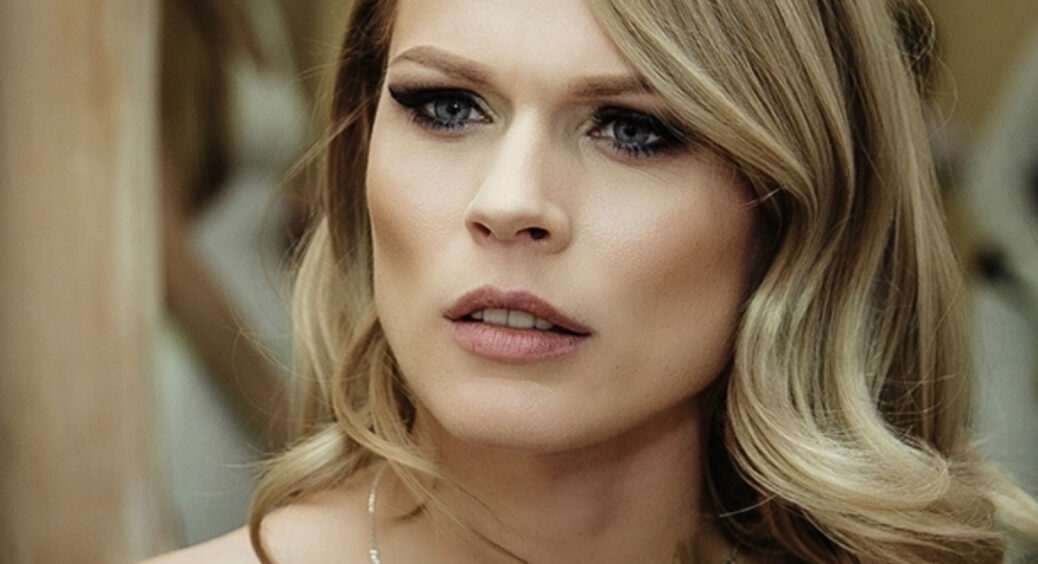 17-річна дочка Ольги Фреймут Злата Мітчелл повернулася до України і вразила запальним танцем на шпильках 