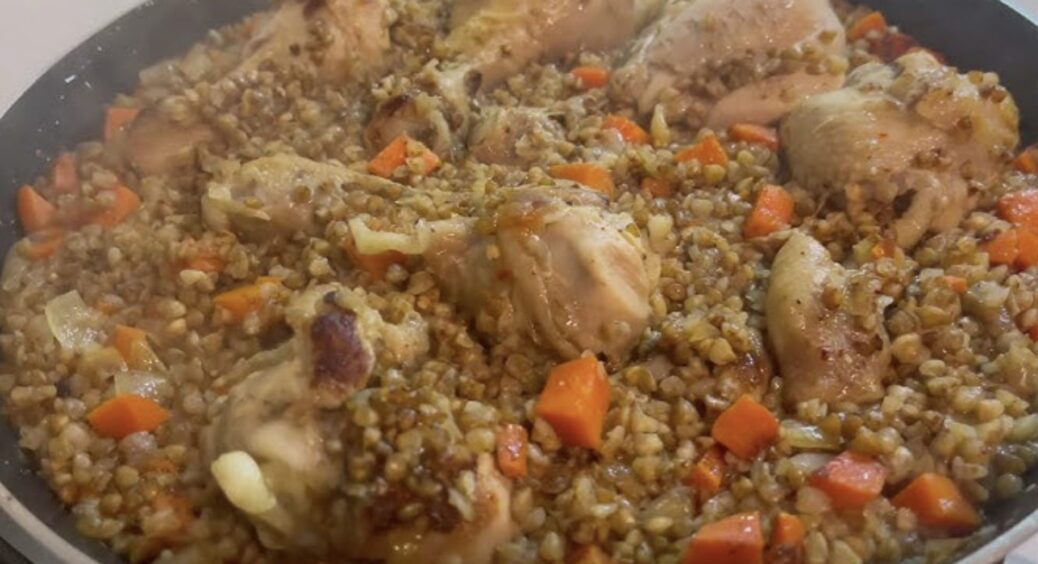 Не масло і не підлива: з якою смачною добавкою гречка стає поживнішою вдвічі 