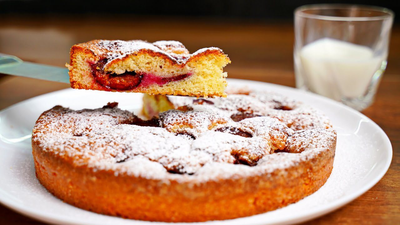 Легендарний сливовий пиріг