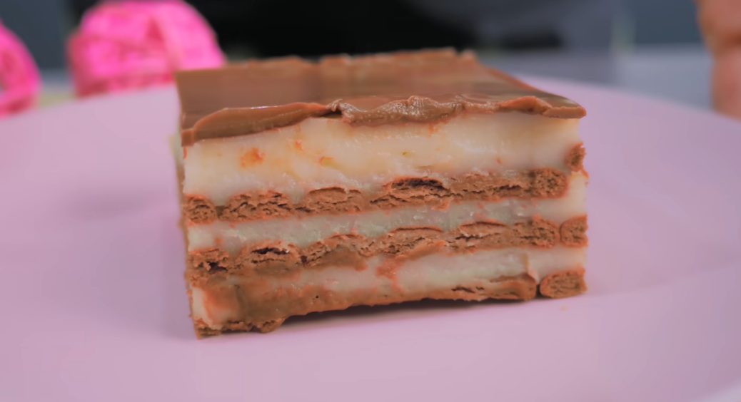 Швидко та без зайвих зусиль: рецепт ніжного десерту без випікання за 5 хвилин, який підкорить гостей 