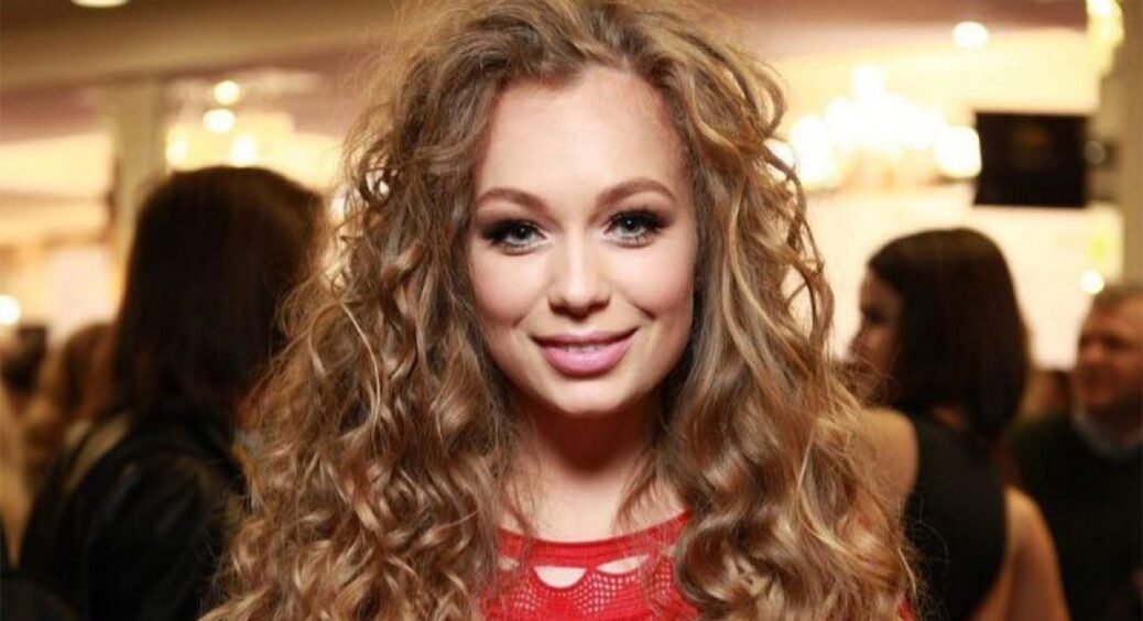 “В Америці як біженка”: Яна Соломко вийшла на звʼязок зі Сполучених Штатів та защебетала українською 