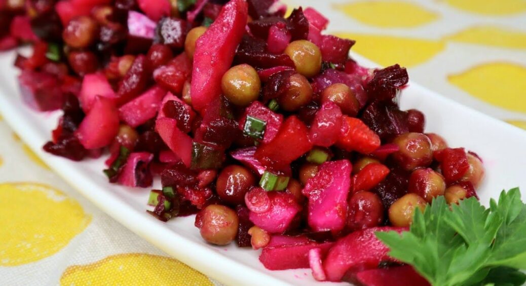 Смачніше вінегрету я не пробувала: вся річ у заправці. Розкажу, як її приготувати у декілька простих кроків 