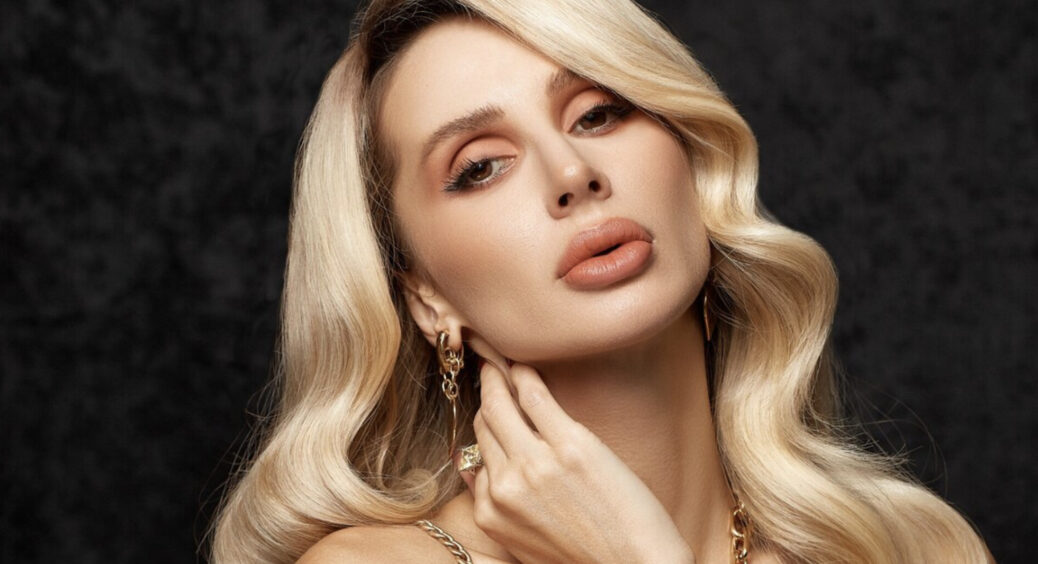 Після невеселої пригоди на зйомках кліпу Світлана Лобода з гіпсом опинилася у лікарні: що трапилося? 