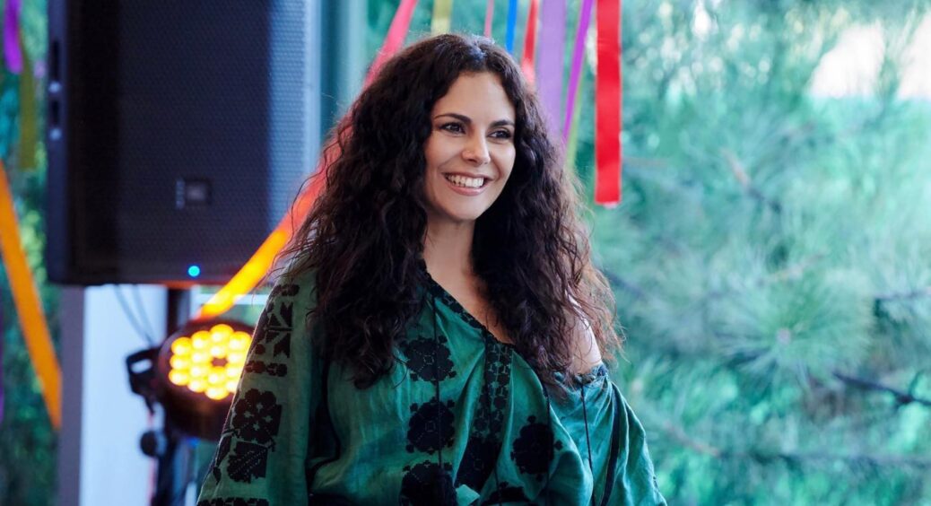 37-річна Настя Каменських засвітила округлий живіт і не стала ходити навколо: давно чекала цього і щаслива 