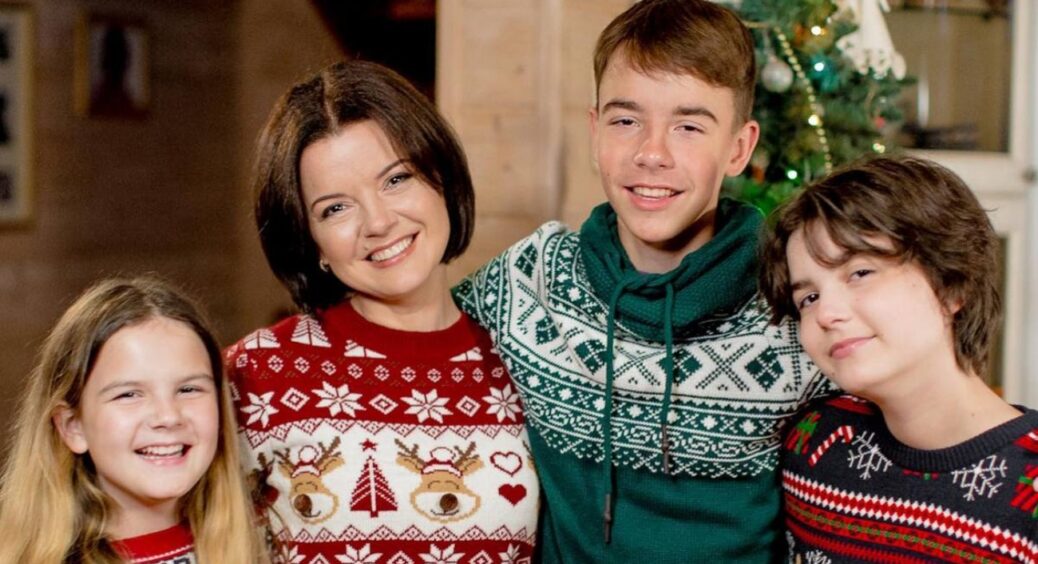 Марічка Падалко розповіла, де навчаються її діти: сина залишила біля себе, а доньок відправила в Європу 