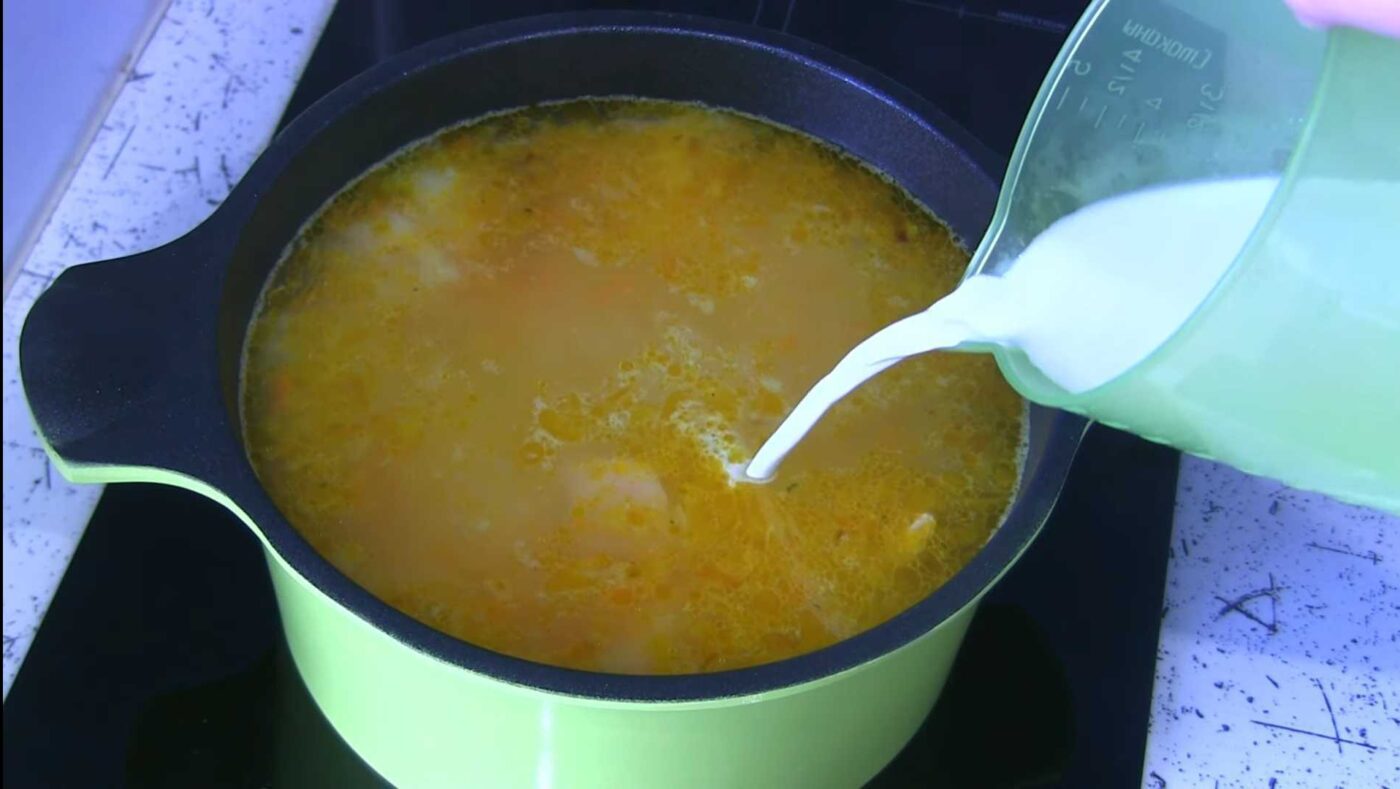 Рецепт приготування наваристого супу з хребтів лосося