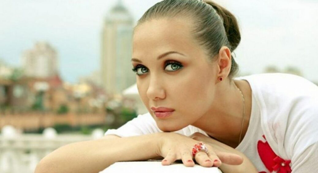 “Для мене ти завжди красива дівчинка”: Євгенія Власова вперше за довгий час показала 64-річну матусю 