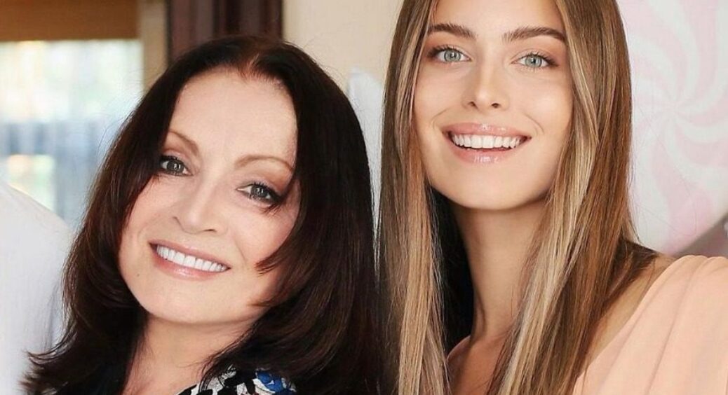 Талія як у Барбі: онука Софії Ротару розкрила секрет своєї стрункості і показала вправи для розкішної фігури 