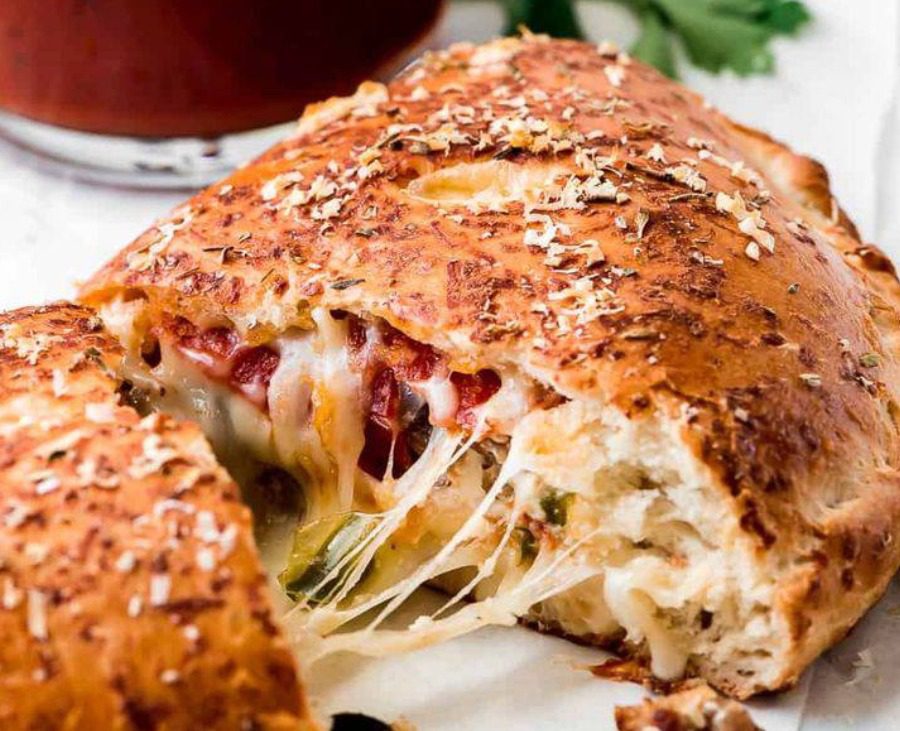 Рецепт італійського пирога: піца Кальцоне по-домашньому