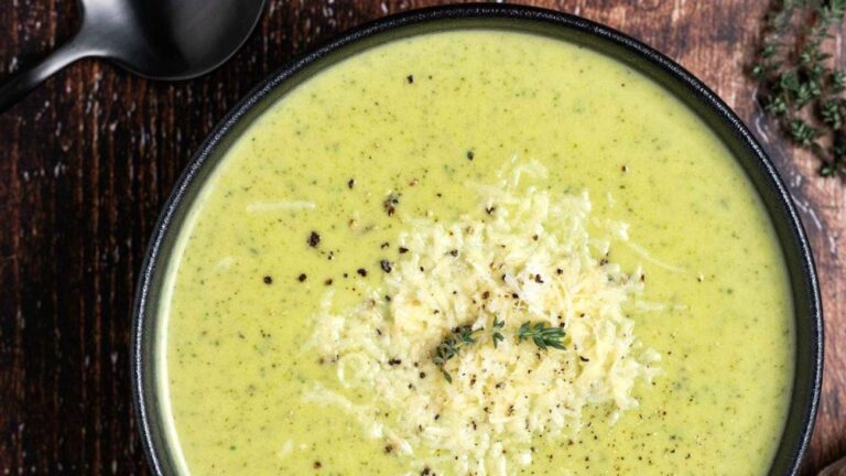 Найкращий рецепт крем-супу з кабачків: уся родина задоволена