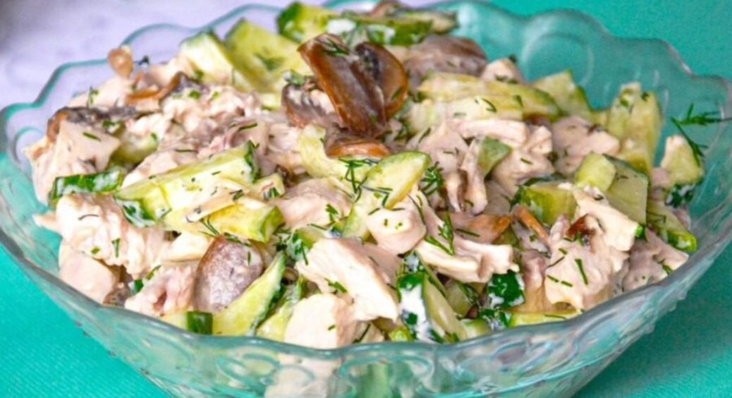Наступного разу буду готувати цього салату ціле відро: 4 продукти, і “Грибна галявина” на столі 