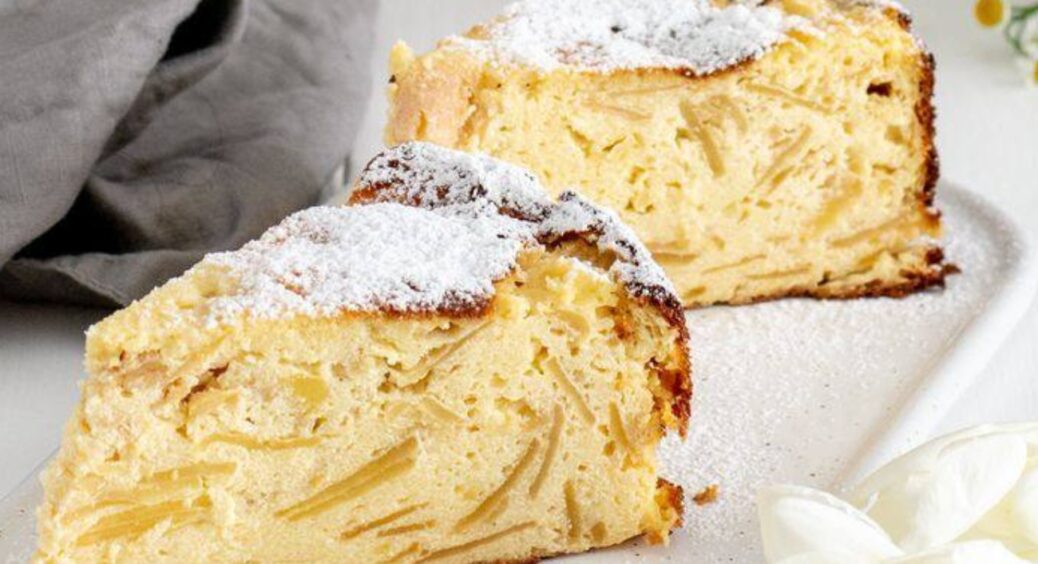 Рецепт сирного пирога з яблуками та грушами: смачний десерт, що створить святкову та затишну атмосферу 