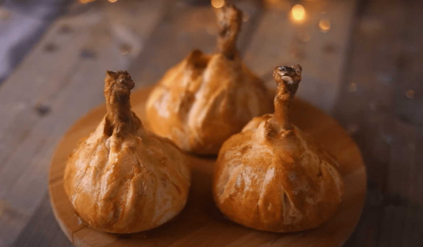 Рецепт приготування курячих гомілок у листковому тісті
