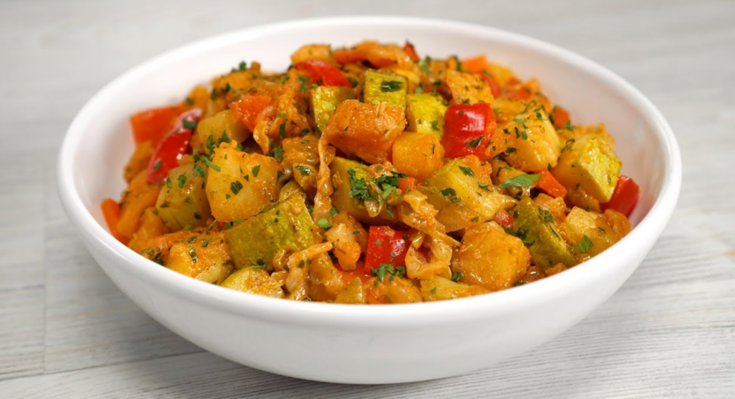 Незрівнянно смачна симфонія смаків: просте у приготуванні овочеве рагу, що зачаровує своїм ароматом 