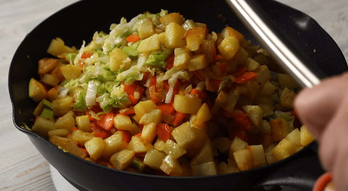 Простий та легкий рецепт приготування овочевого рагу