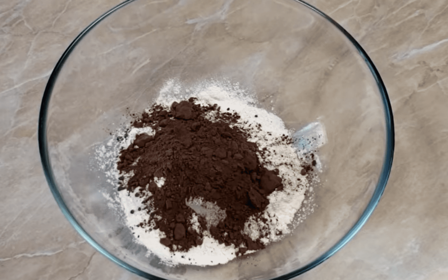 Простий рецепт приготування шоколадних кексів
