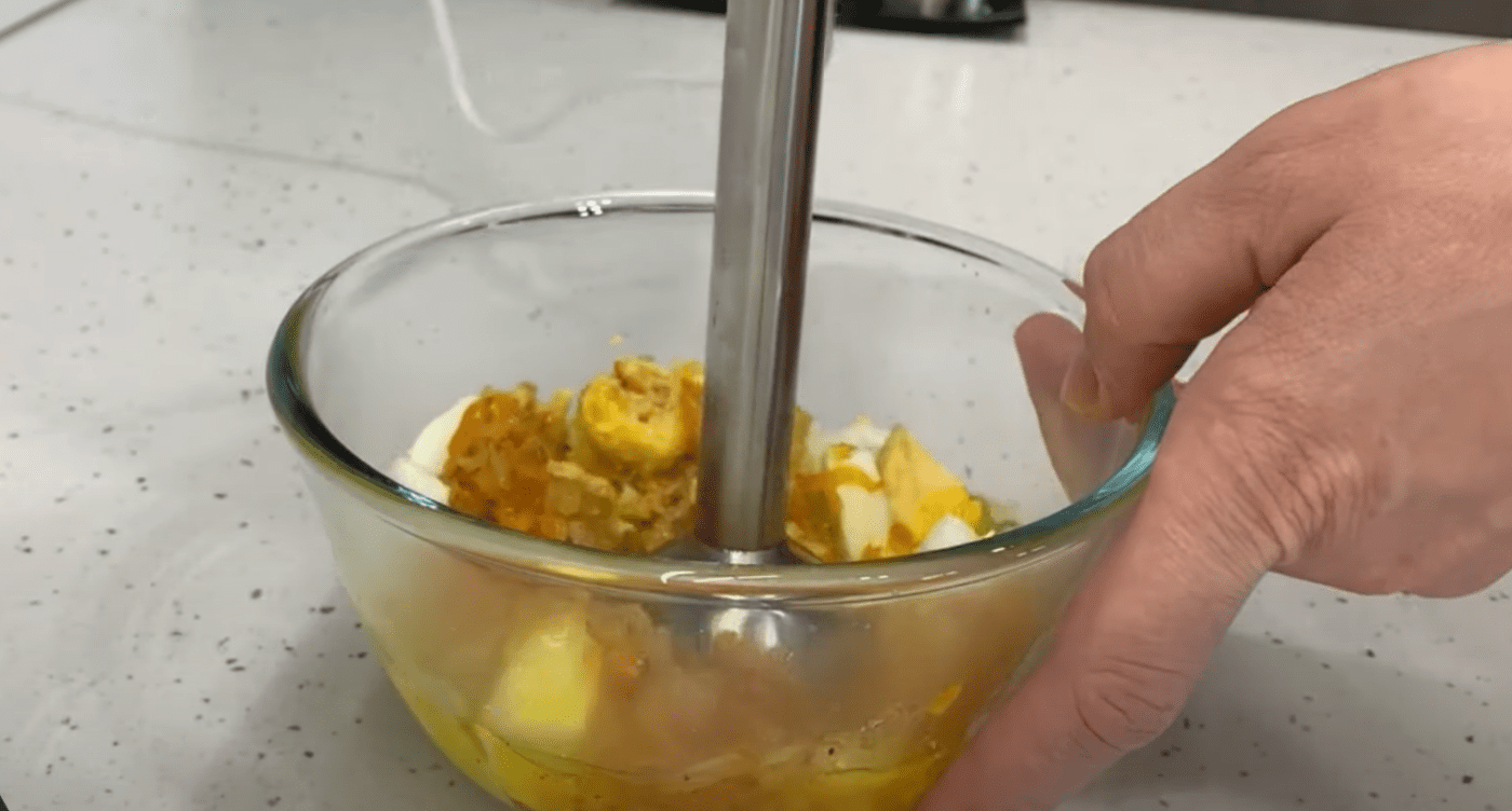 Рецепт приготування паштету з яєць на святковий стіл
