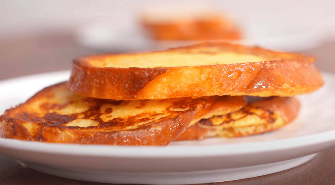 Рецепт приготування смачних тостів на сніданок