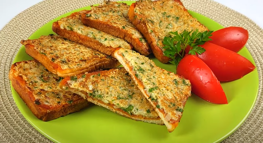 Що робити із залишками хліба після свята? Рецепти трьох варіантів різних тостів для легкого сніданку 