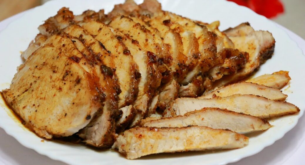 Гості подумають, що ви замовили м’ясо в ресторані: рецепт дивовижної буженини з простої курячої грудки 