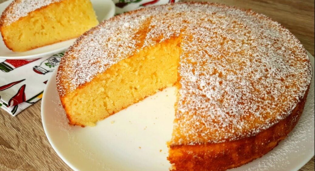 Рецепт смачного десерту: готуємо пиріг-манник на кефірі, який здивує своєю простотою – за вуха не відтягнеш 