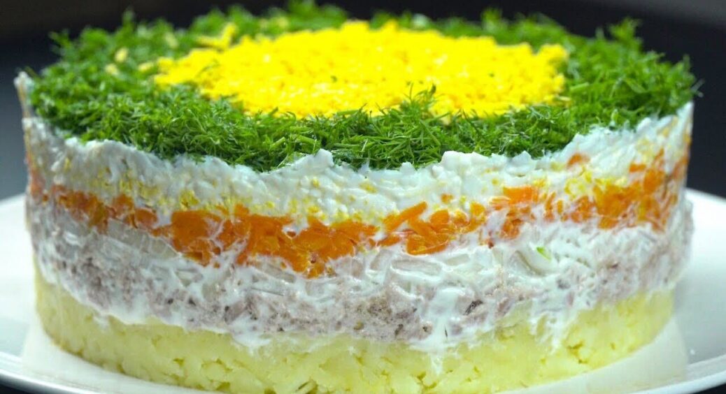 Обовʼязково поставте на стіл: класичний рецепт вишуканого салату “Мімоза”, від якого всі будуть у захваті 