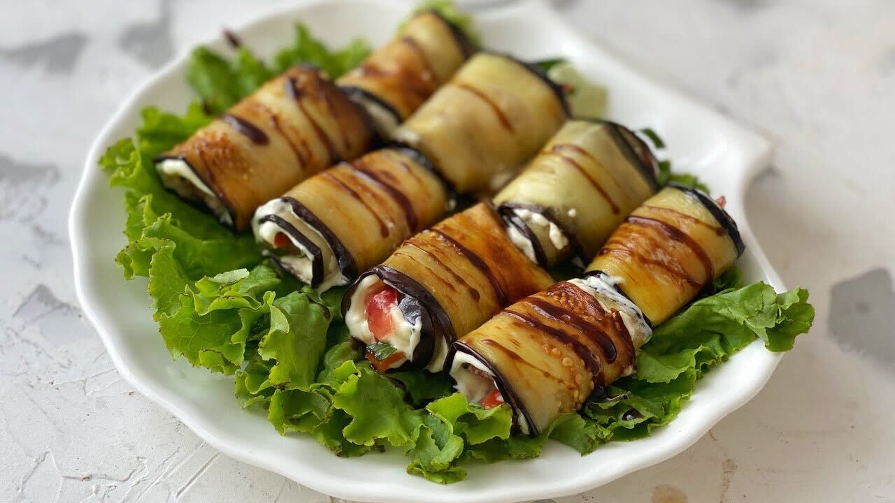 Готуємо королівські рулети з баклажанів та начинкою