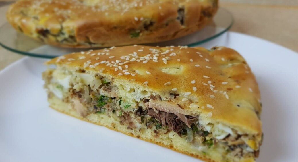 Як приготувати рибний пиріг за 30 хвилин? Любителям риби обовʼязково поставити на святковий стіл 