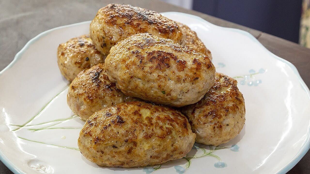 Робимо курячі котлети по-новому з додаванням секретного інгредієнта