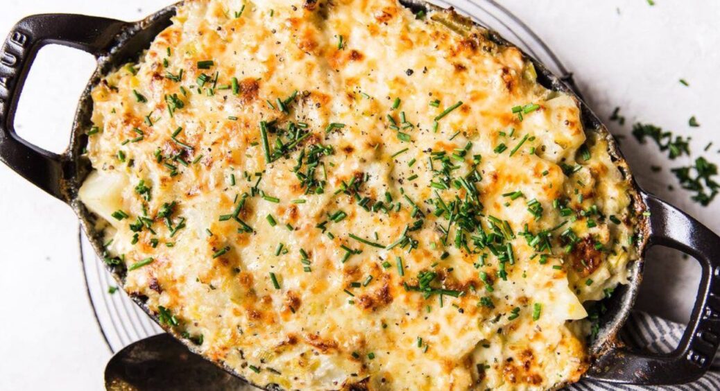 Тітка Сара підкорила цією стравою всю Одесу: рецепт запіканки з куркою та сиром, яка буквально тане у роті 