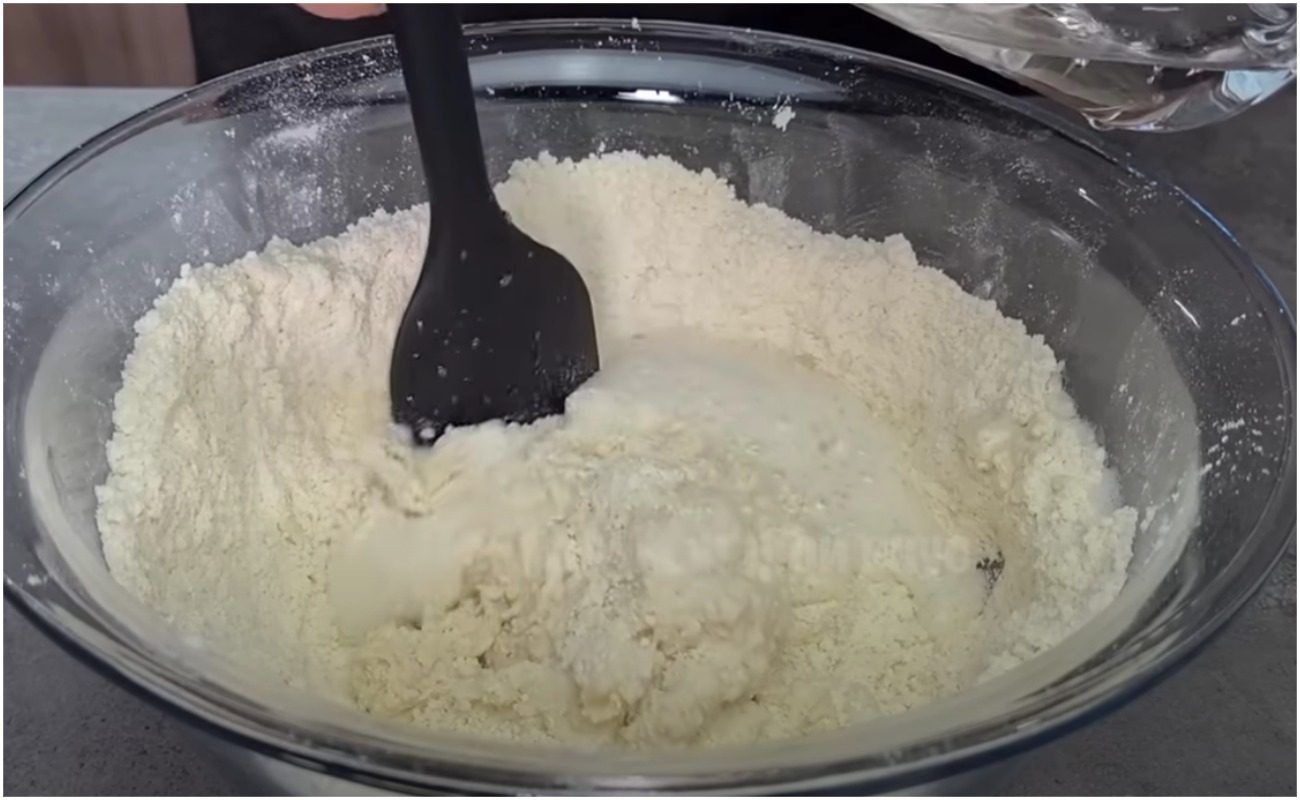 як зробити ідеальне тісто на чебуреки 