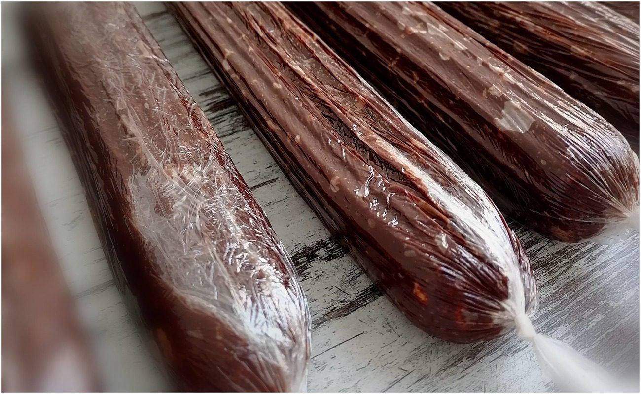 Рецепт оригінальної шоколадної ковбаси 
