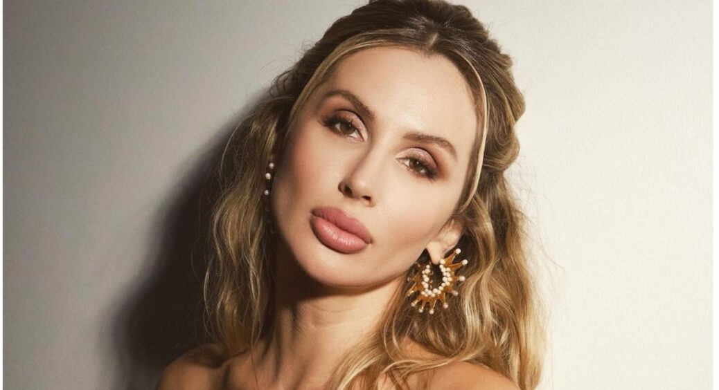 Світлана Лобода показала 13-річну дочку Євангеліну від чоловіка, з яким давно не разом: копія мами (ФОТО) 