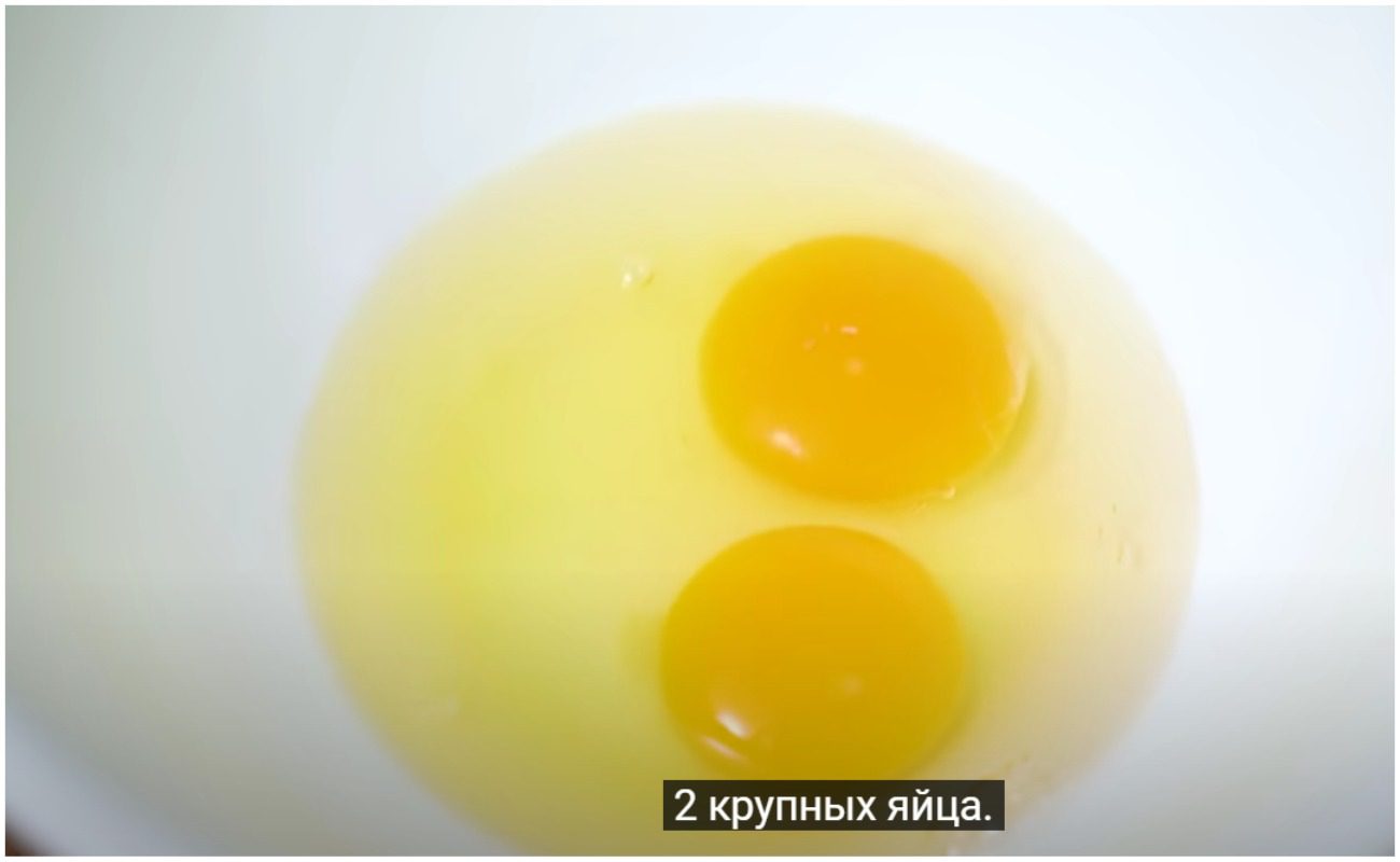Скільки яєць насправді можна додавати в тісто для тонких млинців
