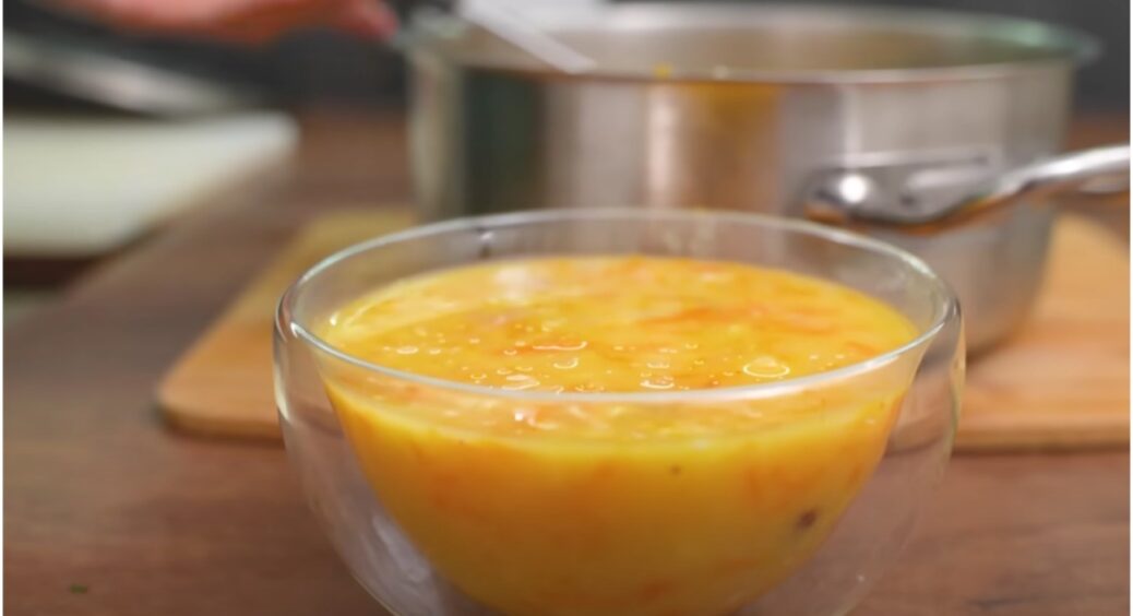 Гороховий суп вийде в мільйон разів смачнішим: рецепт, який змусить близьких облизувати свої тарілки 