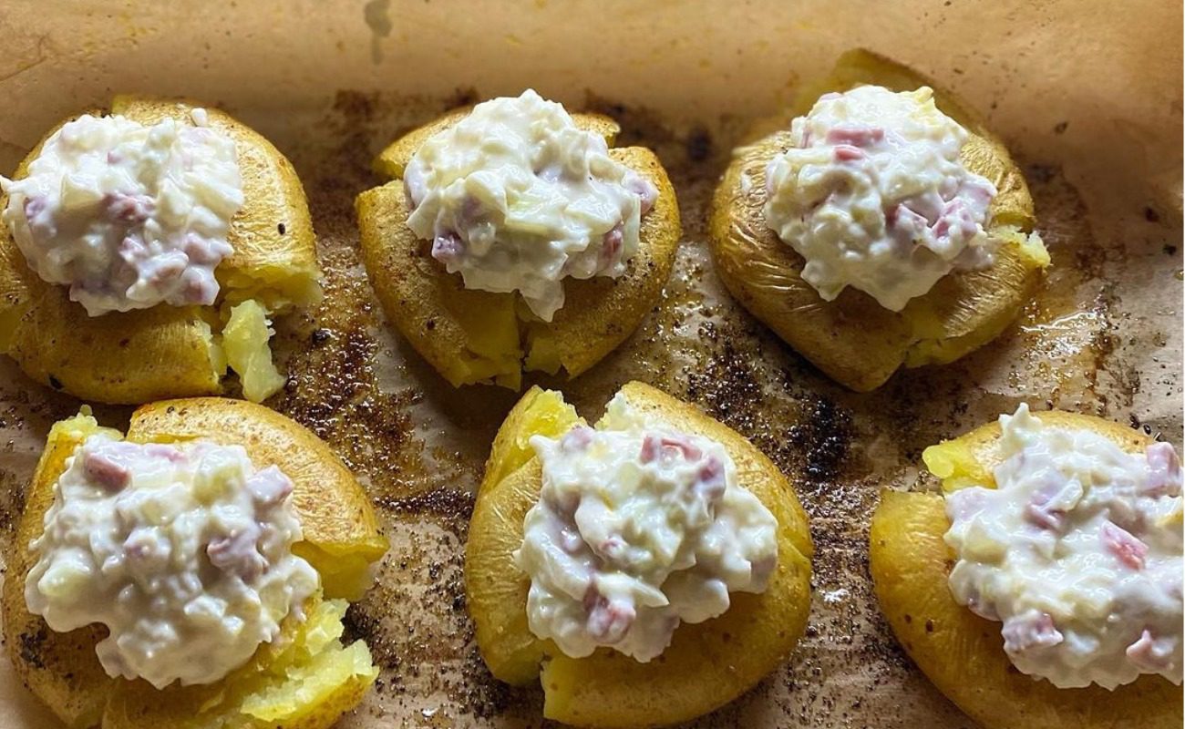 Модна картопля у мундирі