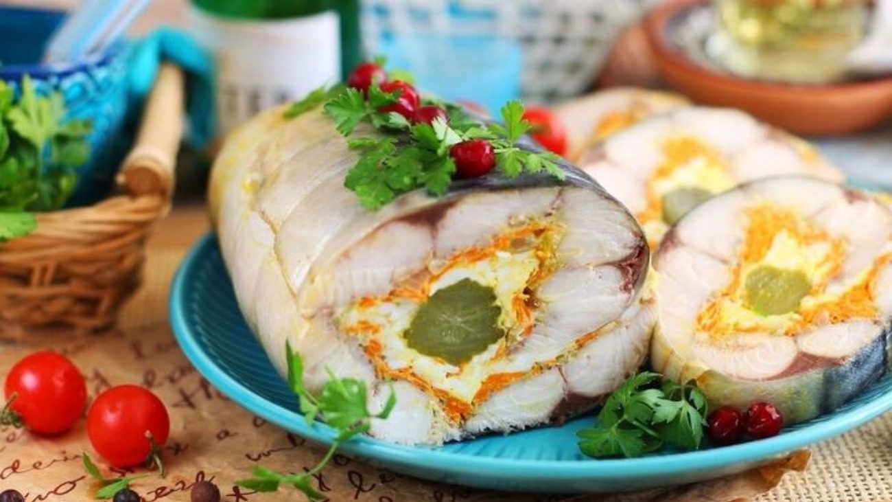 Рецепт рулетиків з фаршированої скумбрії на новорічно-різдвяний стіл