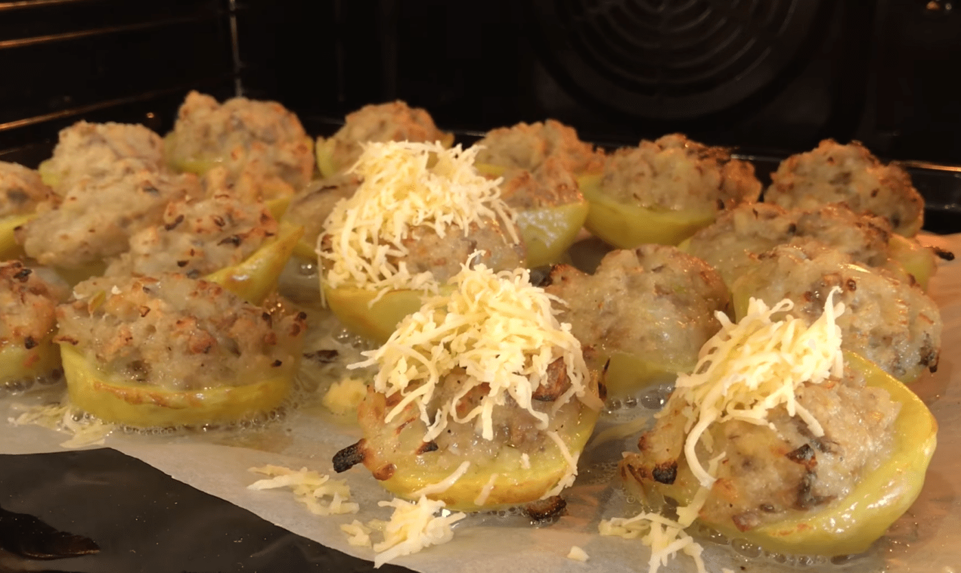 Рецепт приготування картопляних човників з грибами